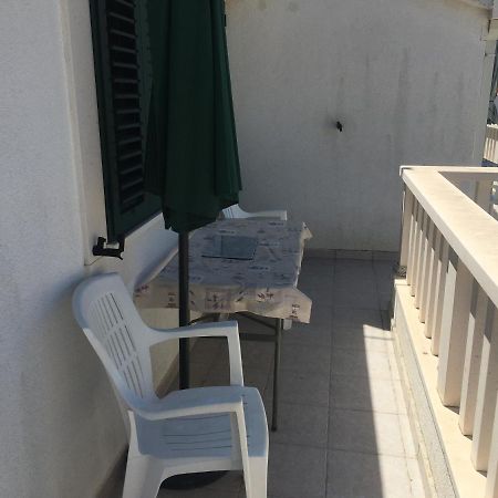 Apartmani Domenika Žuljana Buitenkant foto