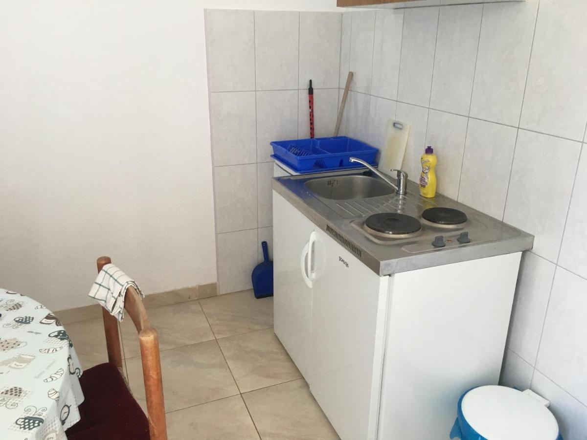 Apartmani Domenika Žuljana Buitenkant foto