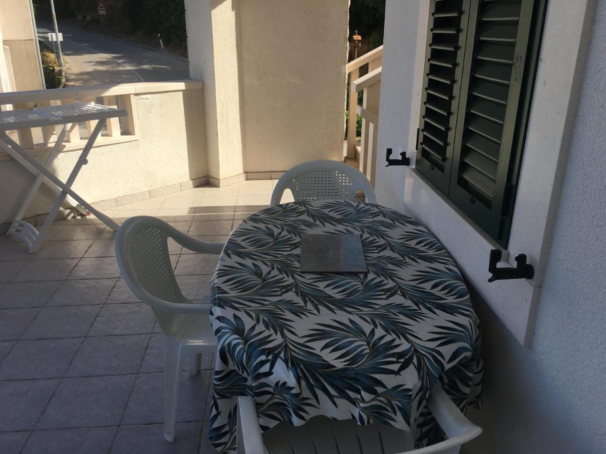 Apartmani Domenika Žuljana Buitenkant foto
