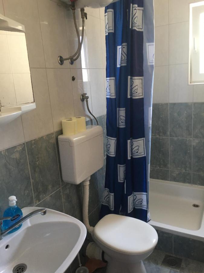 Apartmani Domenika Žuljana Buitenkant foto