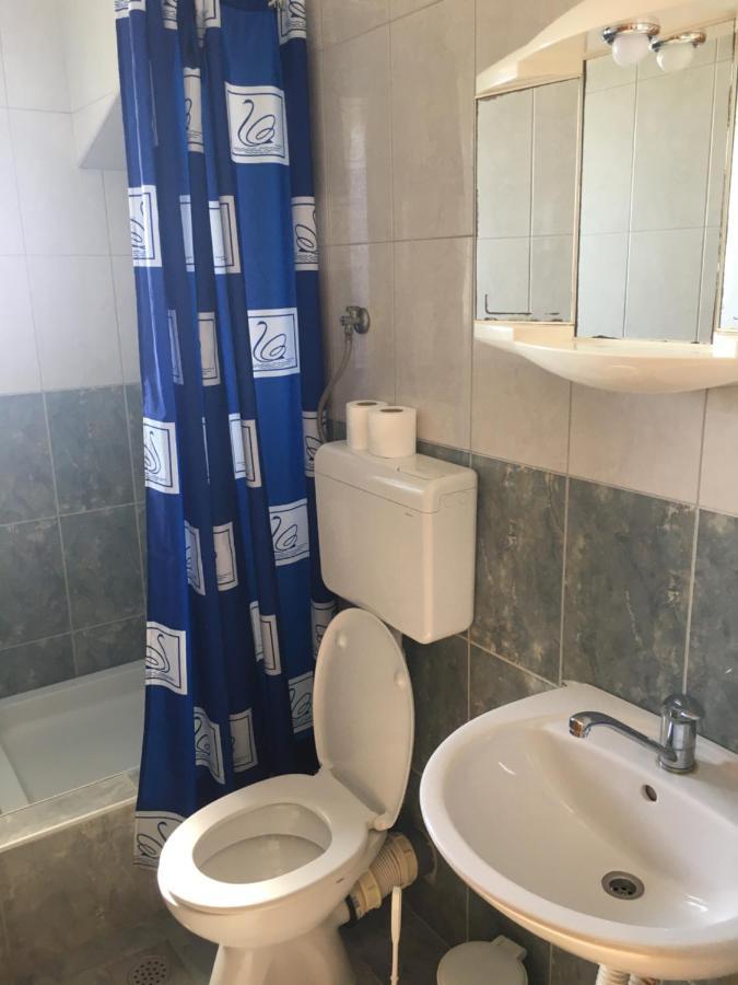 Apartmani Domenika Žuljana Buitenkant foto